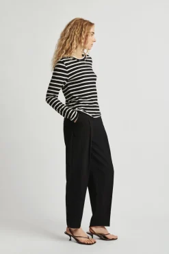 Stylein Canvey Top - Black With Stripes