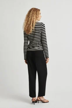 Stylein Canvey Top - Black With Stripes